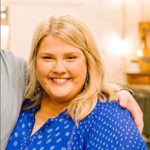 Meet your Posher, Whitney